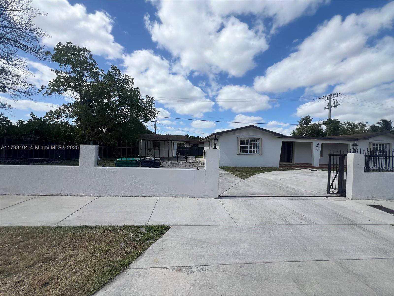 Miami, FL 33165,4330 SW 99th Ct