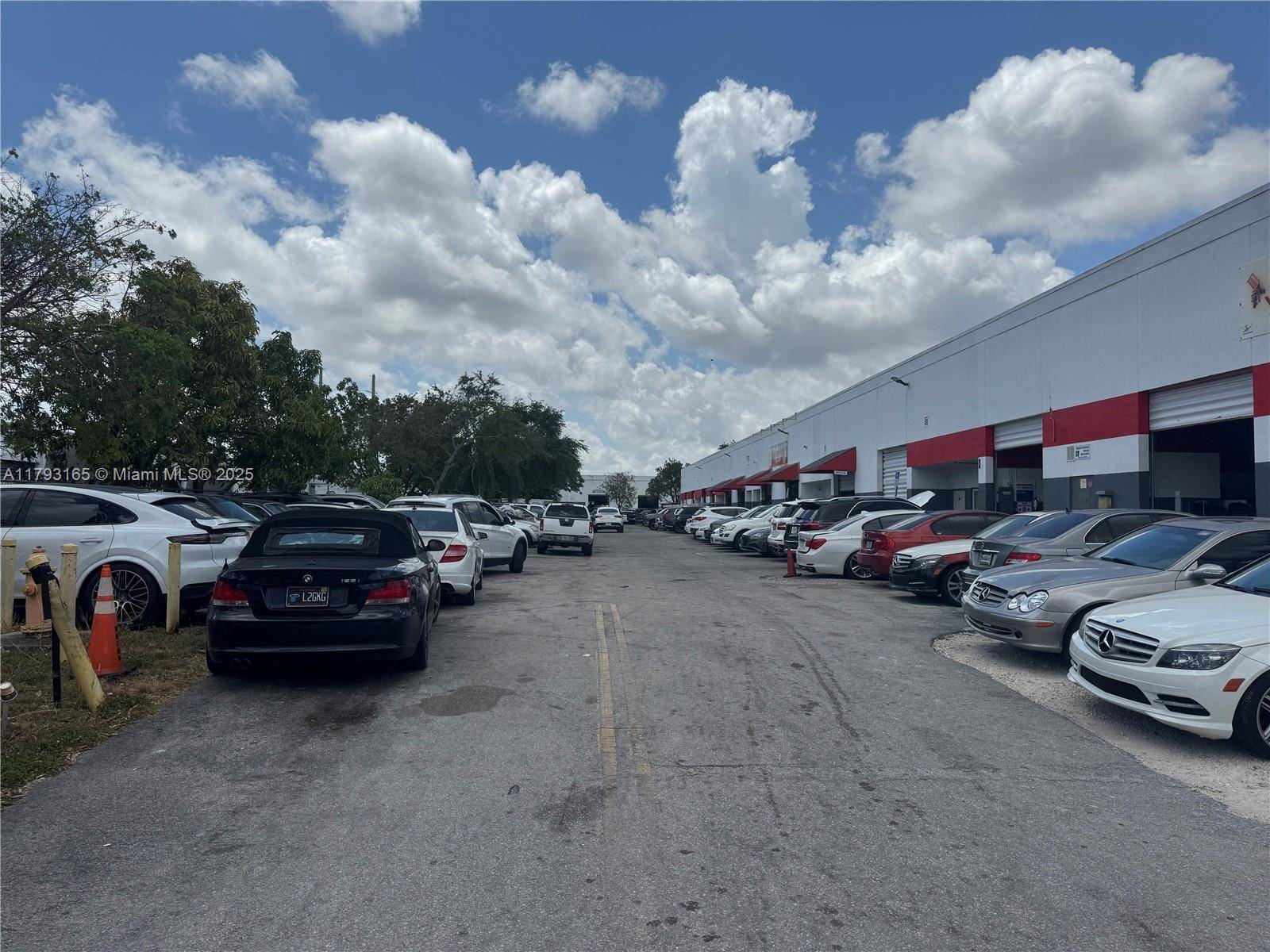 Miami, FL 33186,12600 SW 130th St #1-2-3-4-5-6-7-8-9-10-11-1