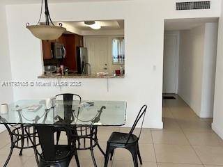 Miami, FL 33179,1100 NE 191st St #24E