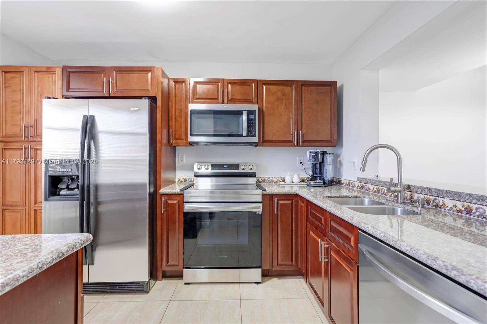 Coconut Creek, FL 33066,2767 S Carambola Cir S #506