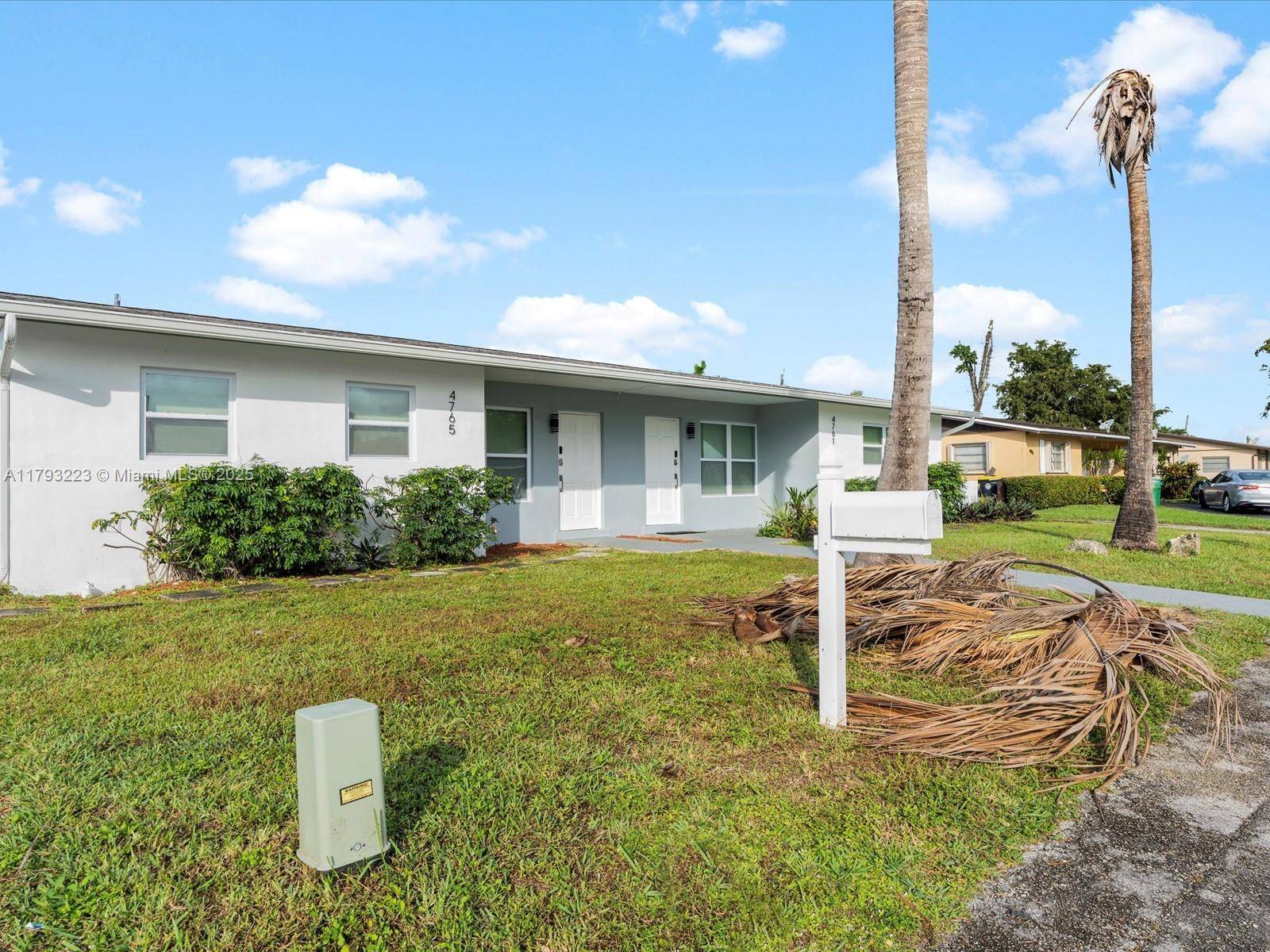 Dania Beach, FL 33314,4761 SW 43rd Ter