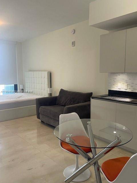 Miami, FL 33131,1010 Brickell Ave #3810