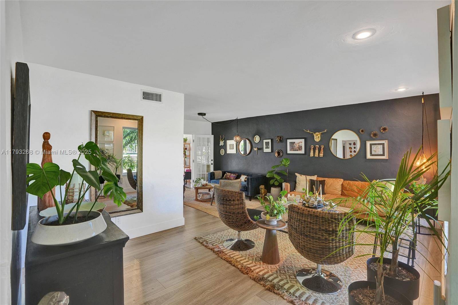 Palmetto Bay, FL 33157,17505 SW 90th Ave