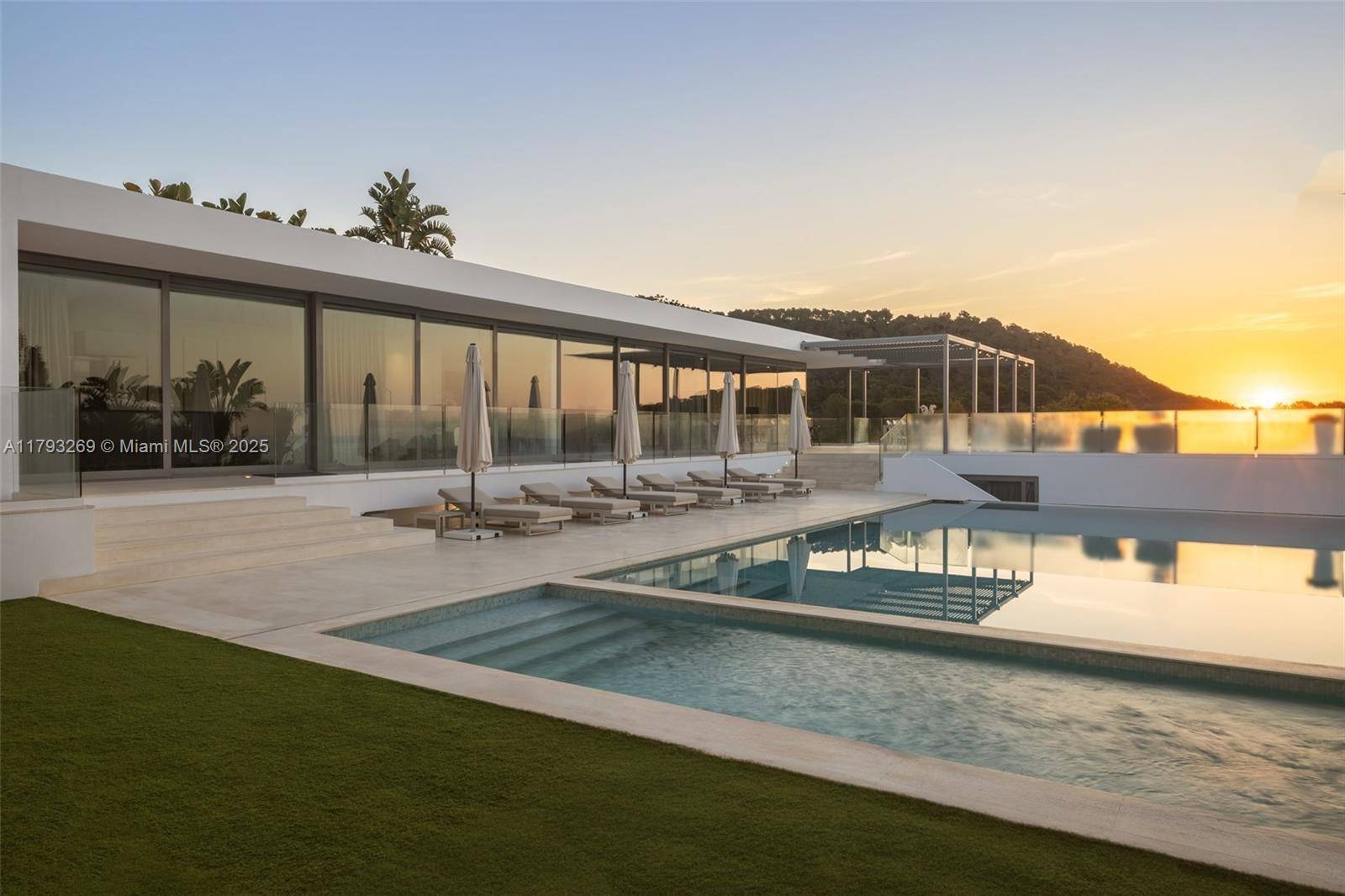 Ibiza, FL,Address not disclosed