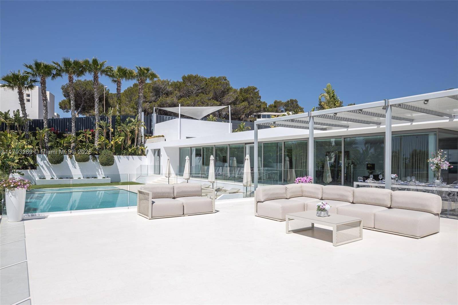 Ibiza, FL,Address not disclosed