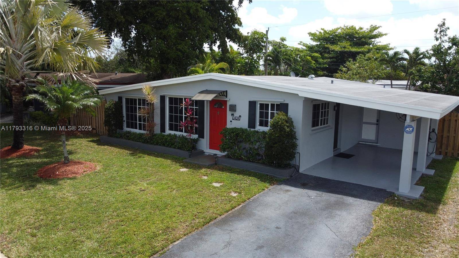 Margate, FL 33063,1424 E River Dr