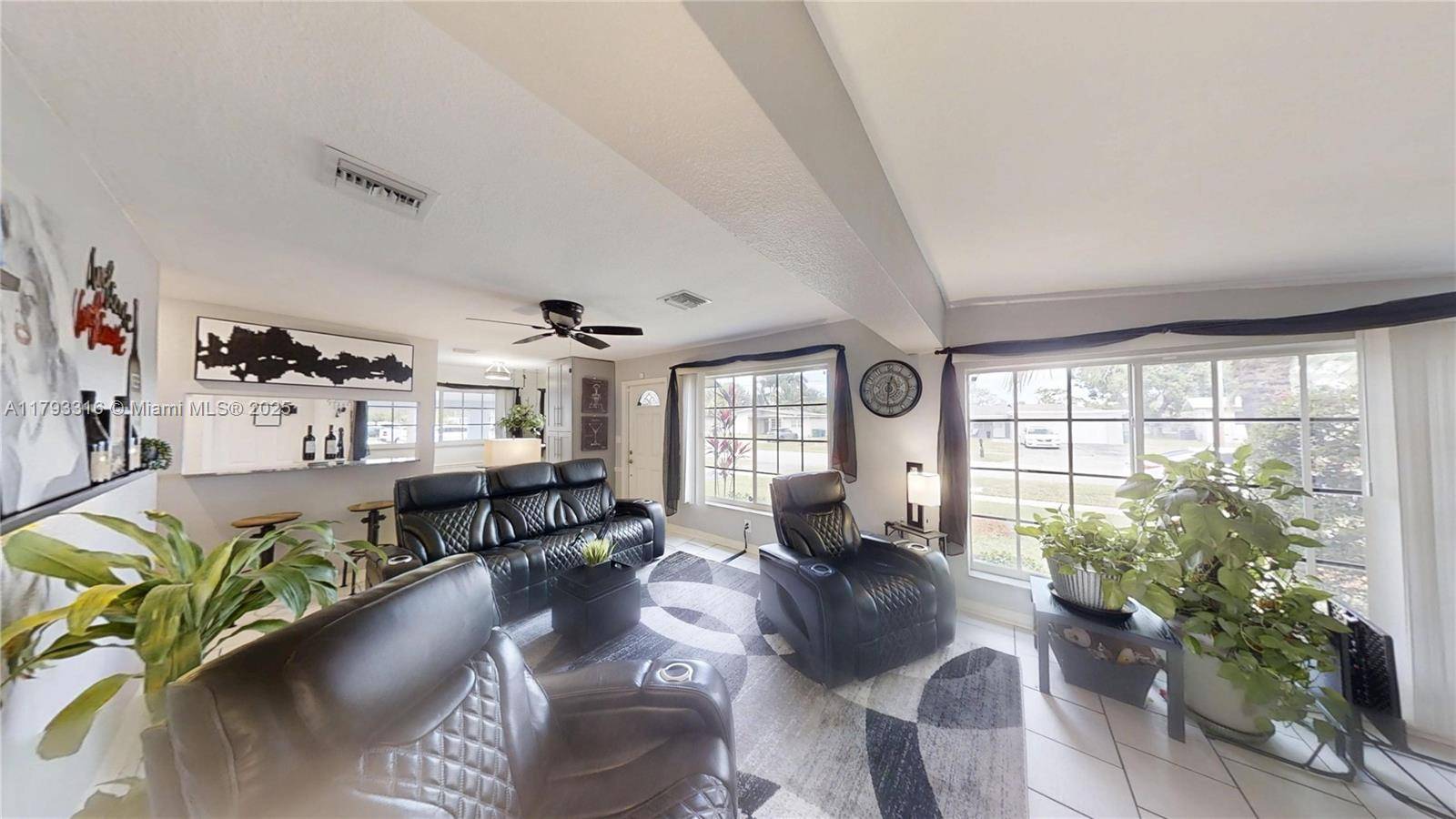 Margate, FL 33063,1424 E River Dr