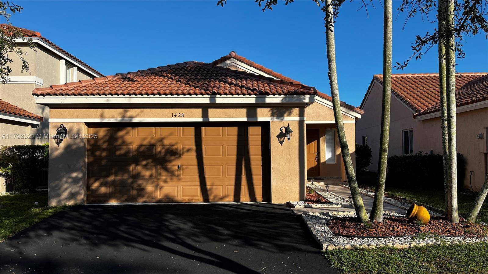 Weston, FL 33327,1428 Majesty Ter