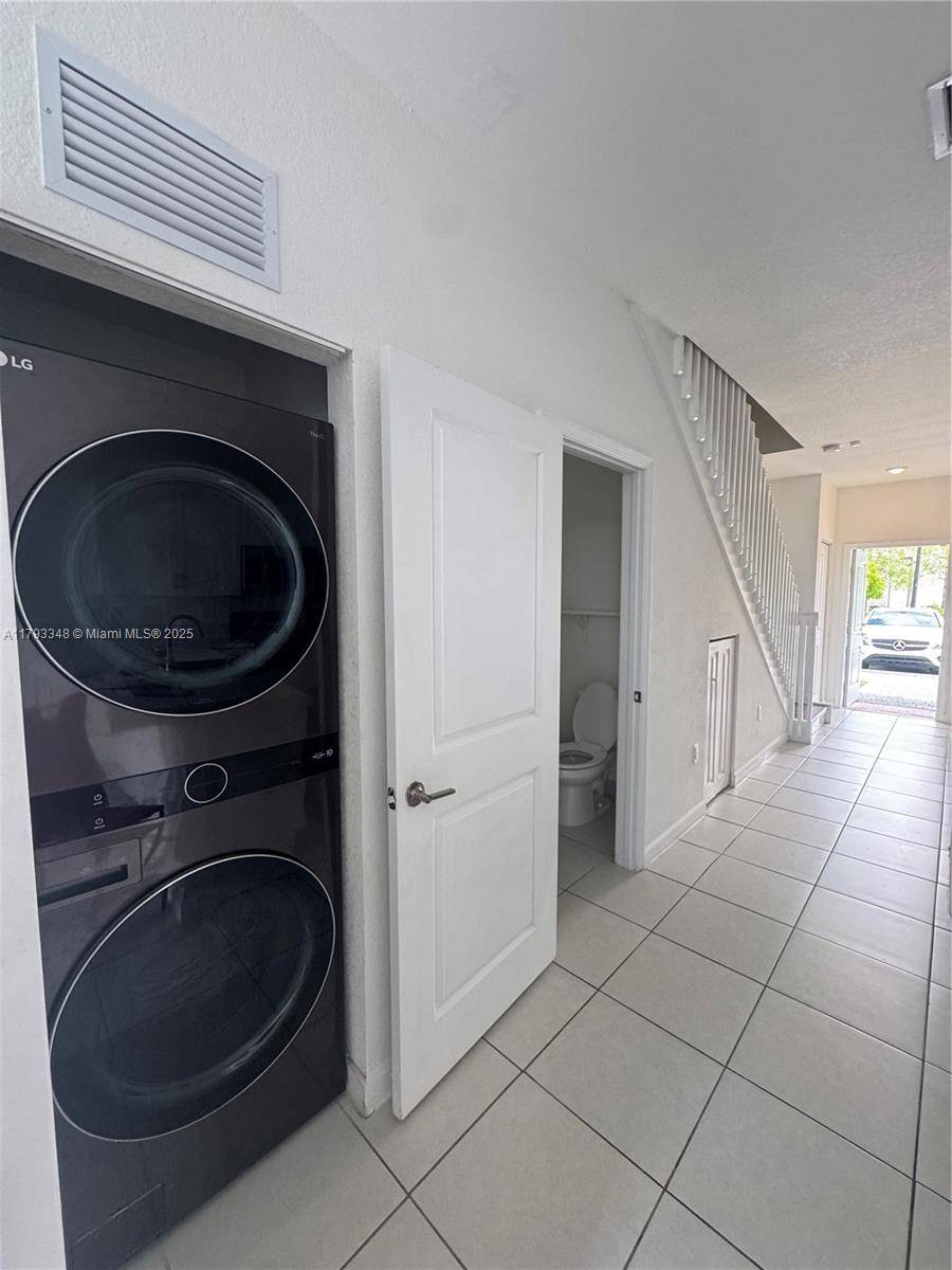Miami, FL 33187,18240 SW 148th Rd #18240
