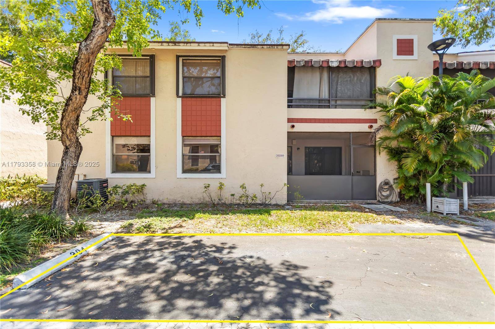 Miami, FL 33179,20260 NE 3rd Ct #3