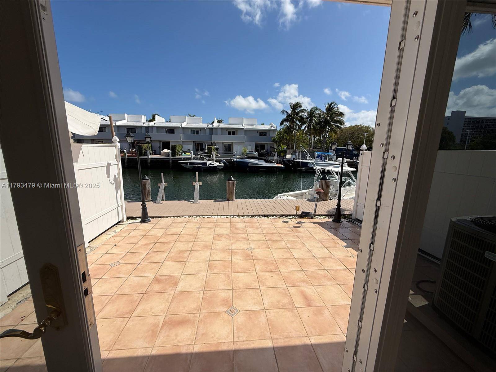 North Miami Beach, FL 33160,3816 NE 167th St #54