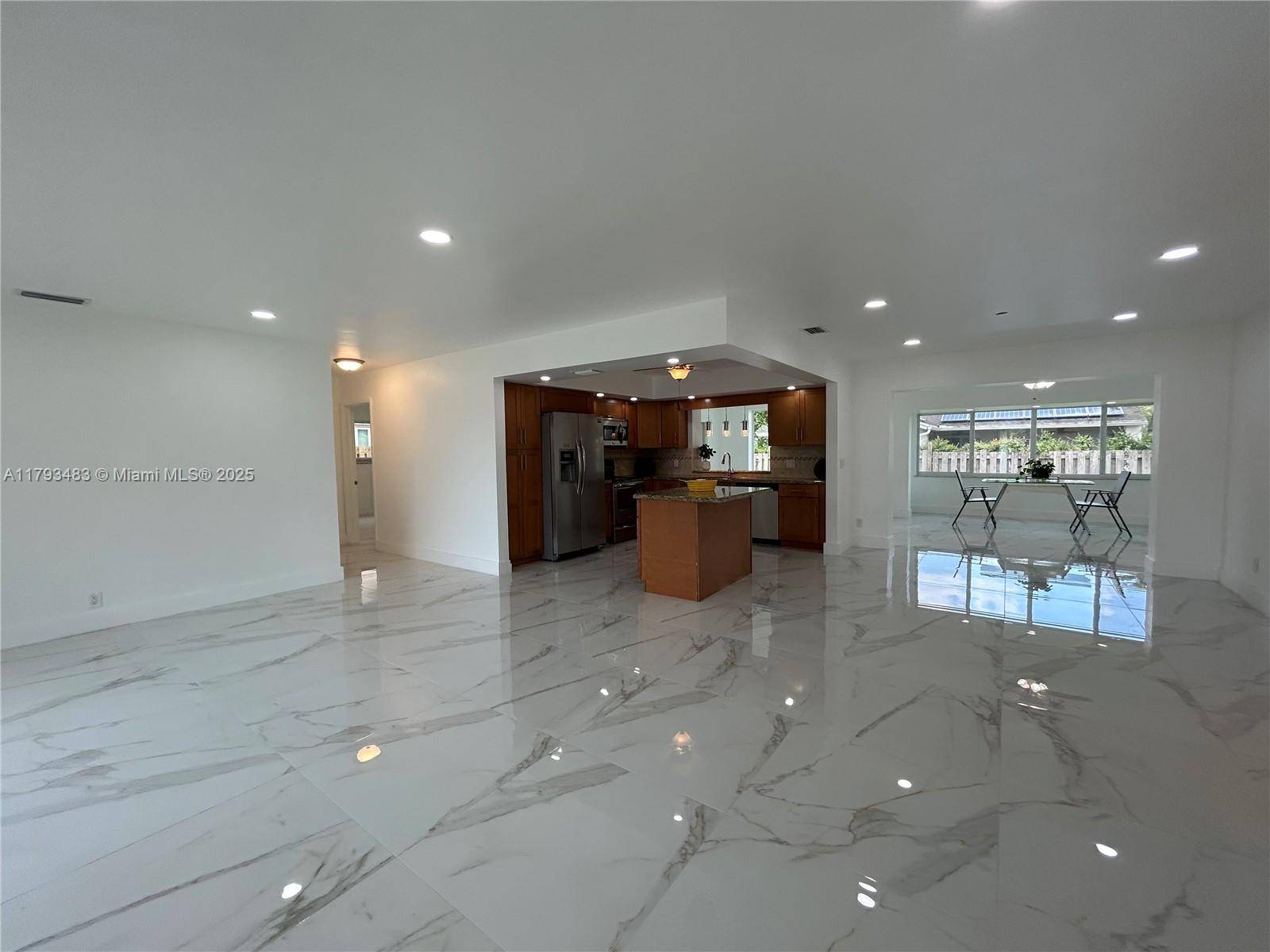 Cooper City, FL 33330,11751 SW 52nd Ct