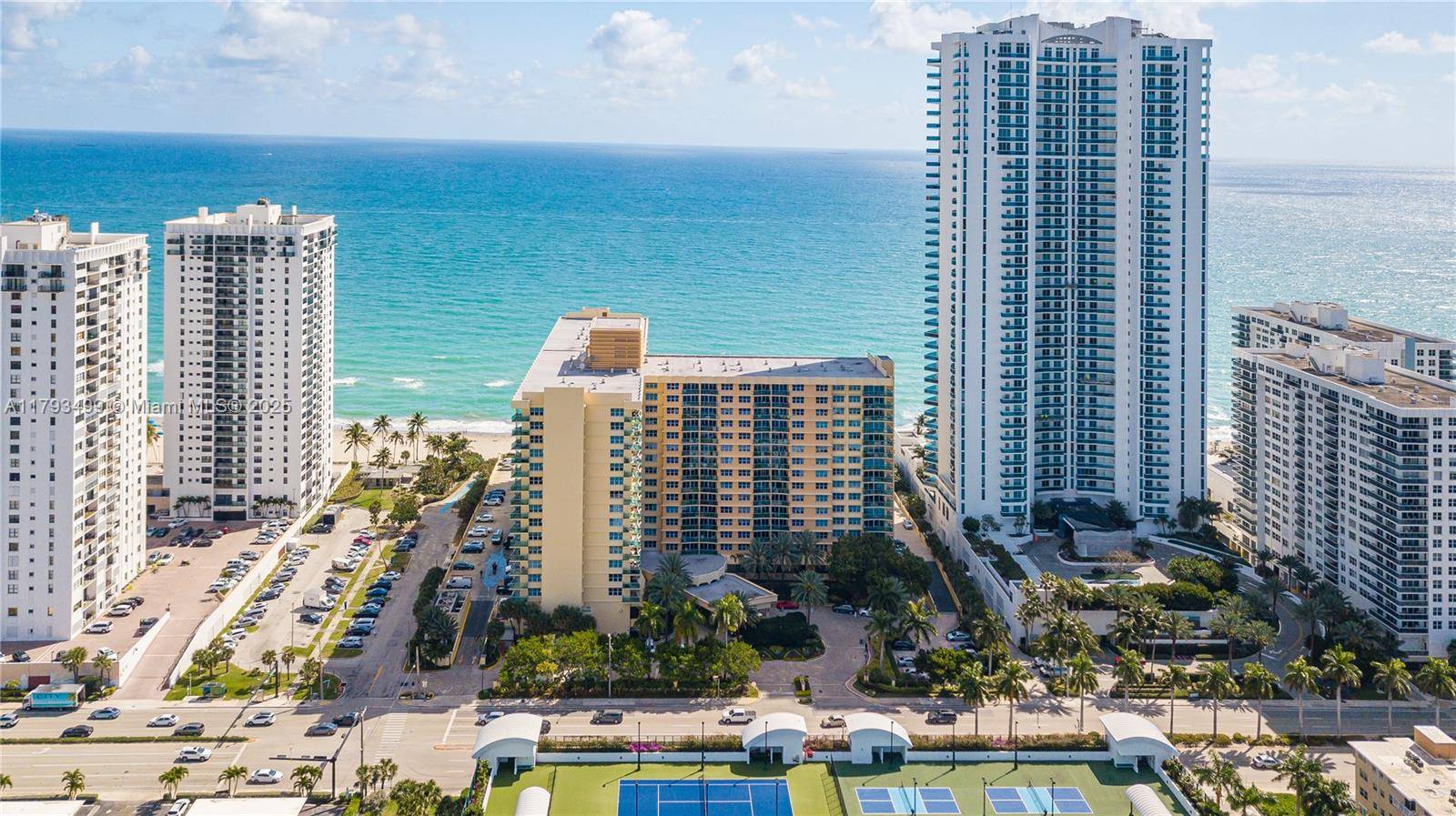 Hollywood, FL 33019,2501 S Ocean Dr #931