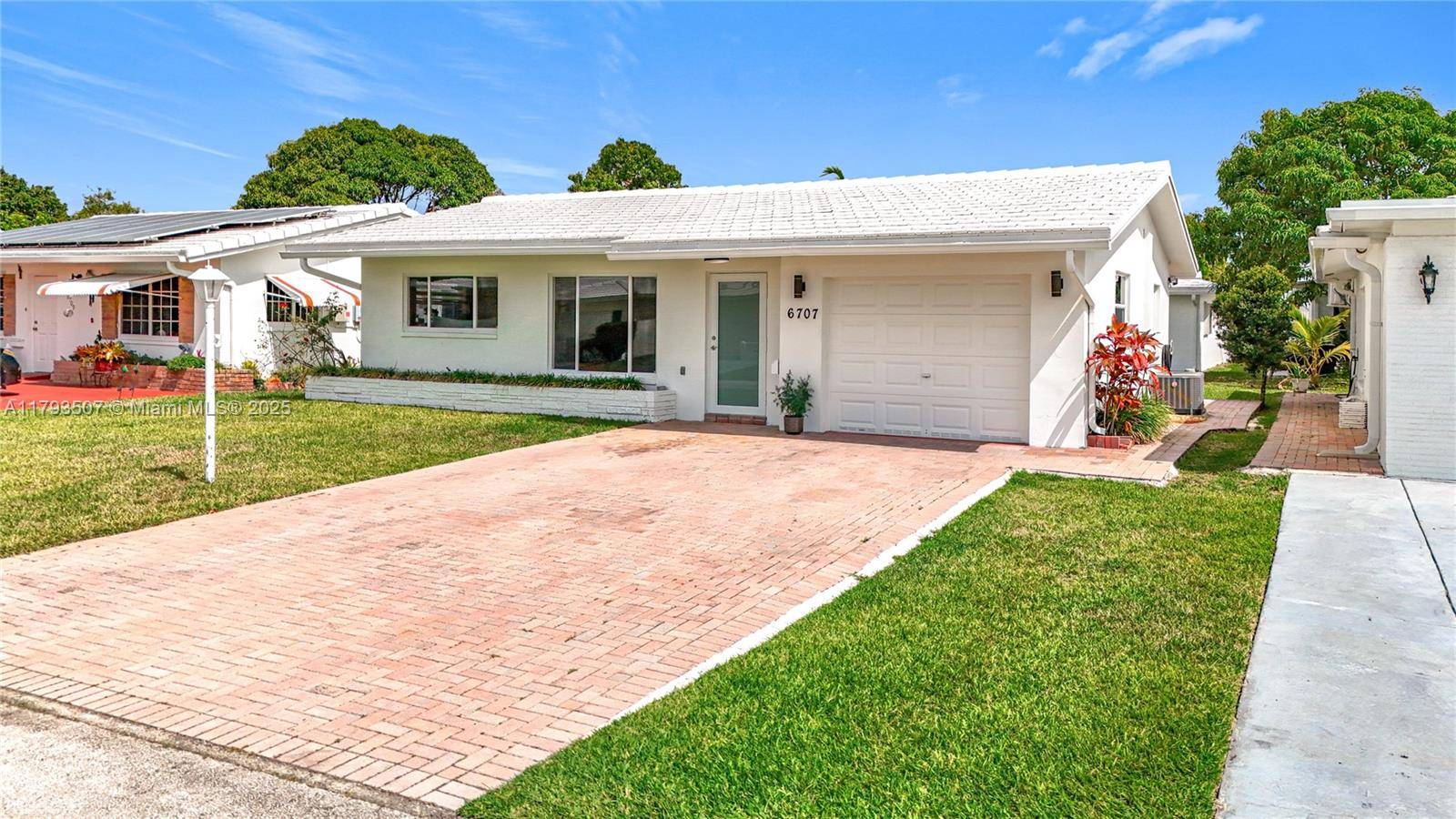 Tamarac, FL 33321,6707 NW 71st St
