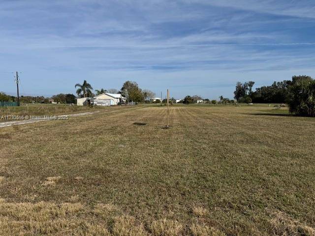 Moore Haven, FL 33471,987 Watson Way