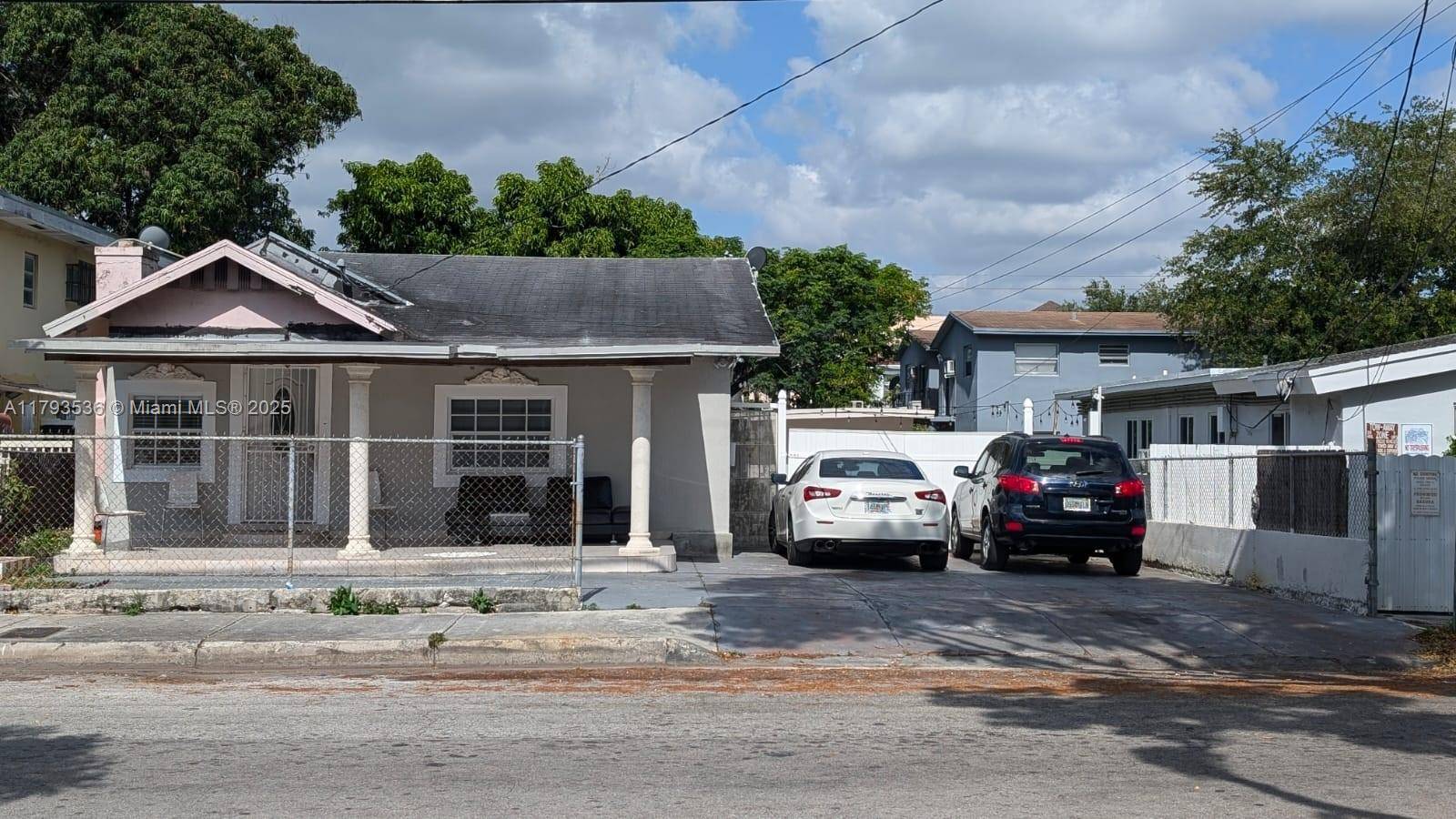 Miami, FL 33135,248 SW 18th Ct