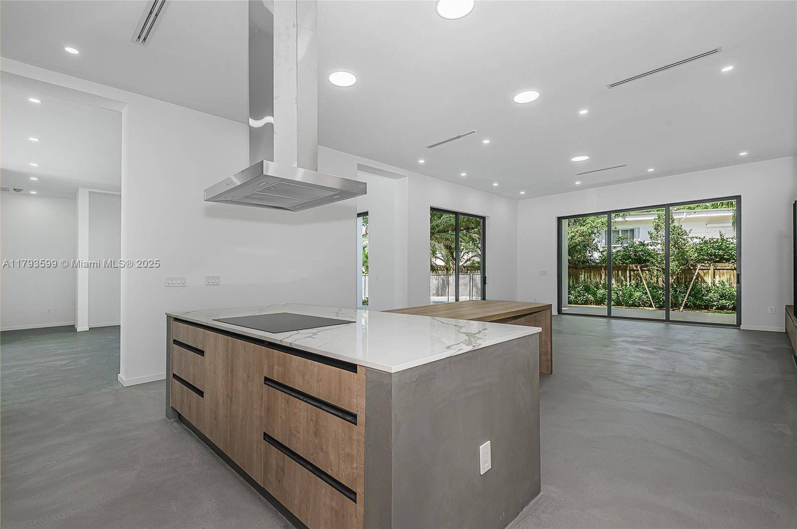 Miami, FL 33133,2730 SW 17th Ave