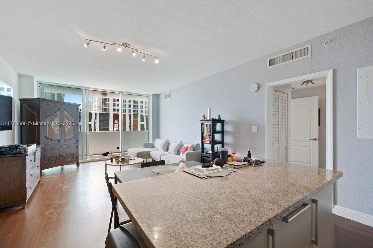 Miami, FL 33137,500 NE 29th St #606