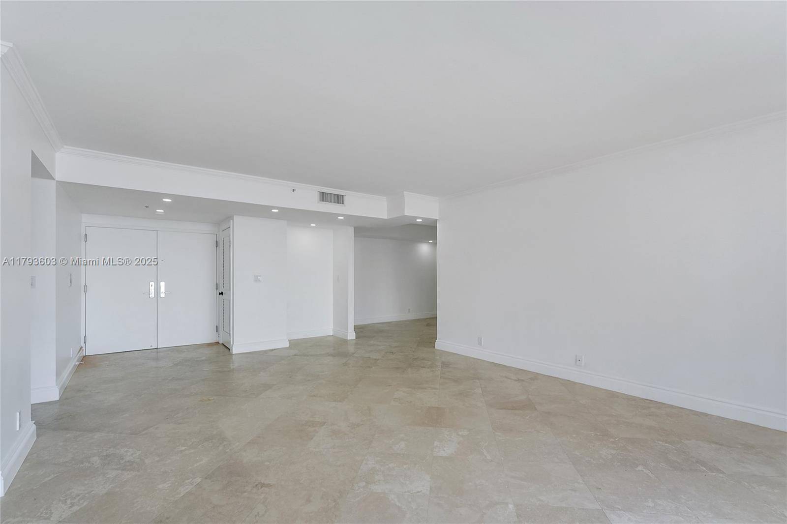 Miami, FL 33129,1581 Brickell Ave #PH102