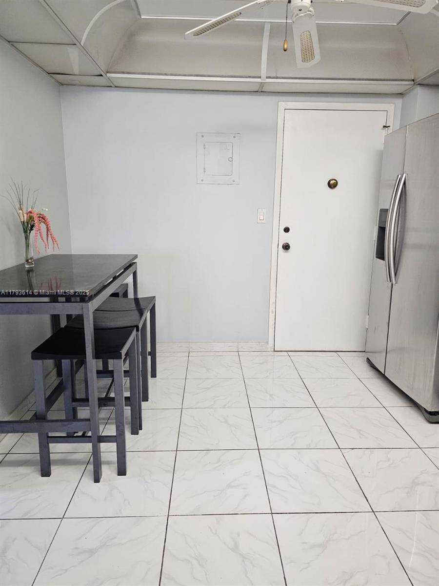 Sunny Isles Beach, FL 33160,251 174th St #2111