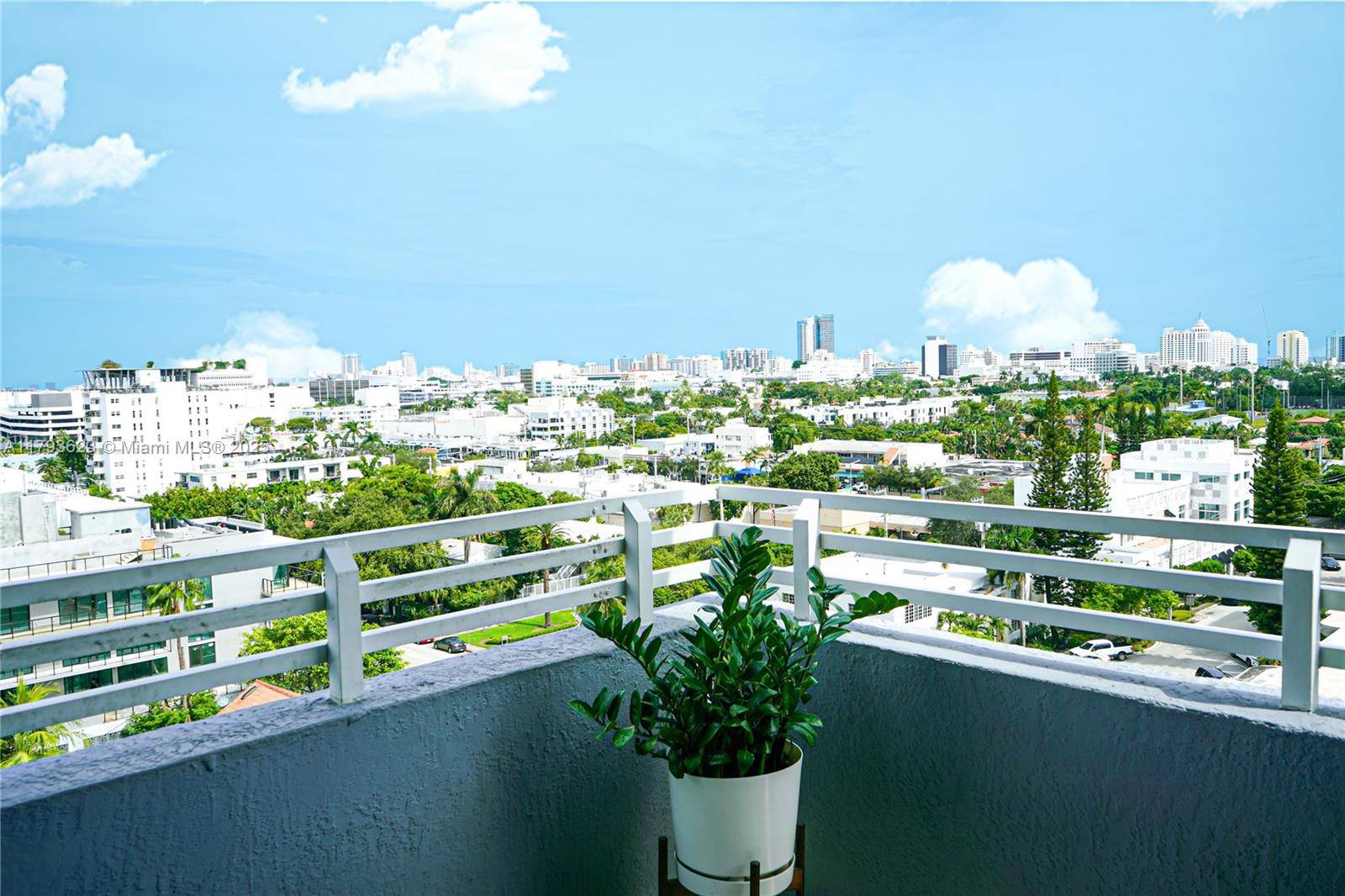 Miami Beach, FL 33139,1330 West Ave #1013