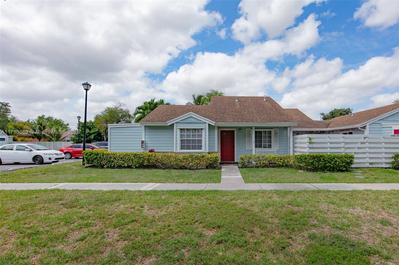 Miami, FL 33186,14700 SW 139th Ave #2-40