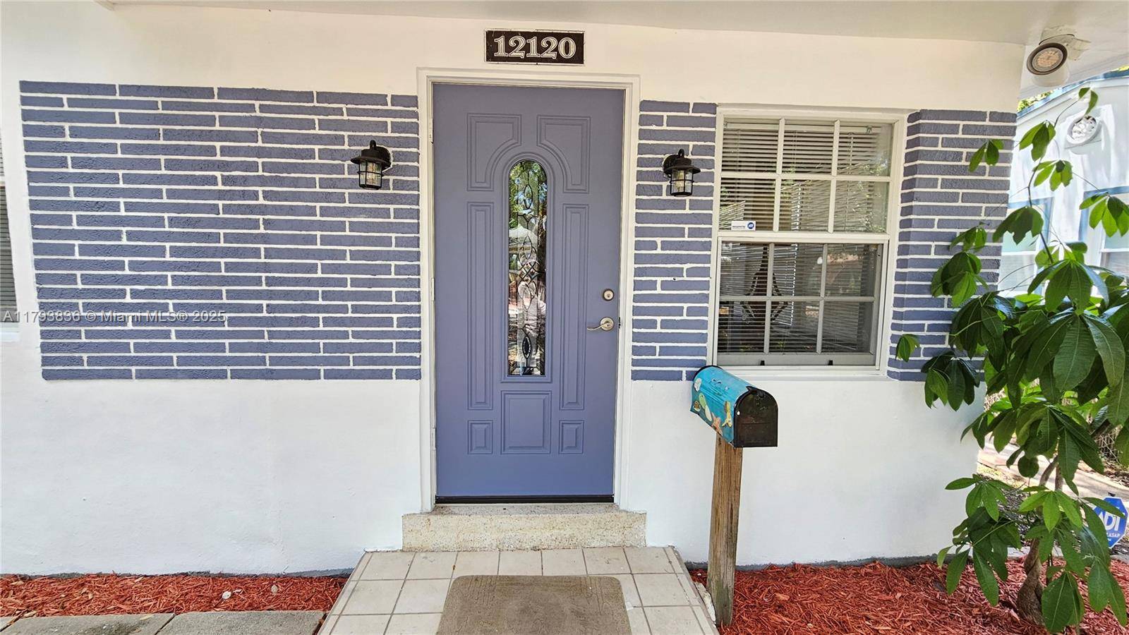 North Miami, FL 33161,12120 NE 11th Pl