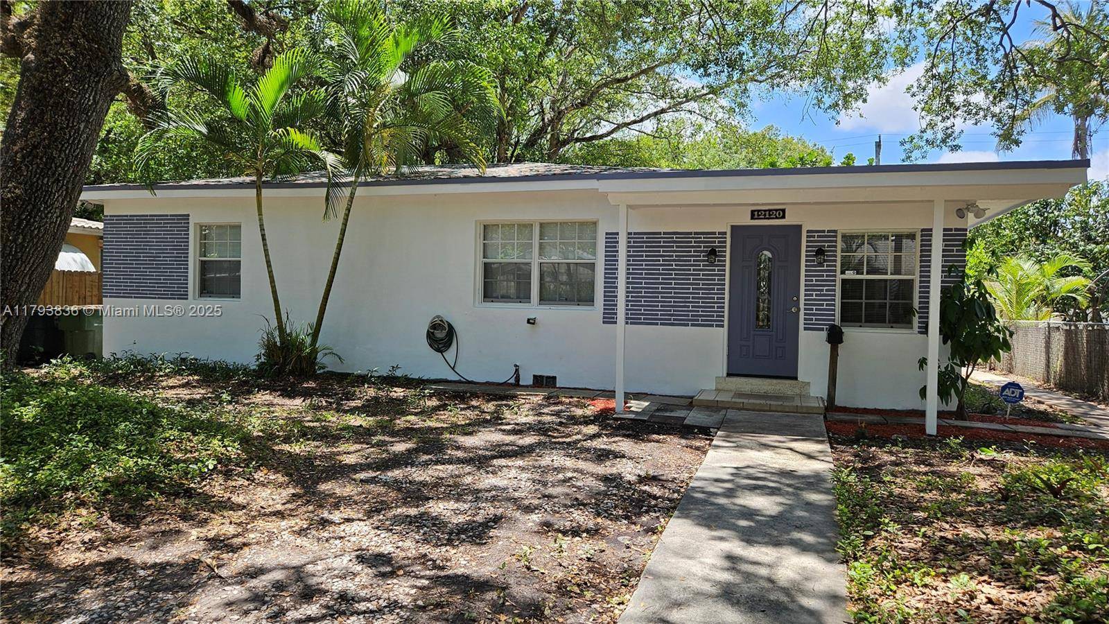 North Miami, FL 33161,12120 NE 11th Pl