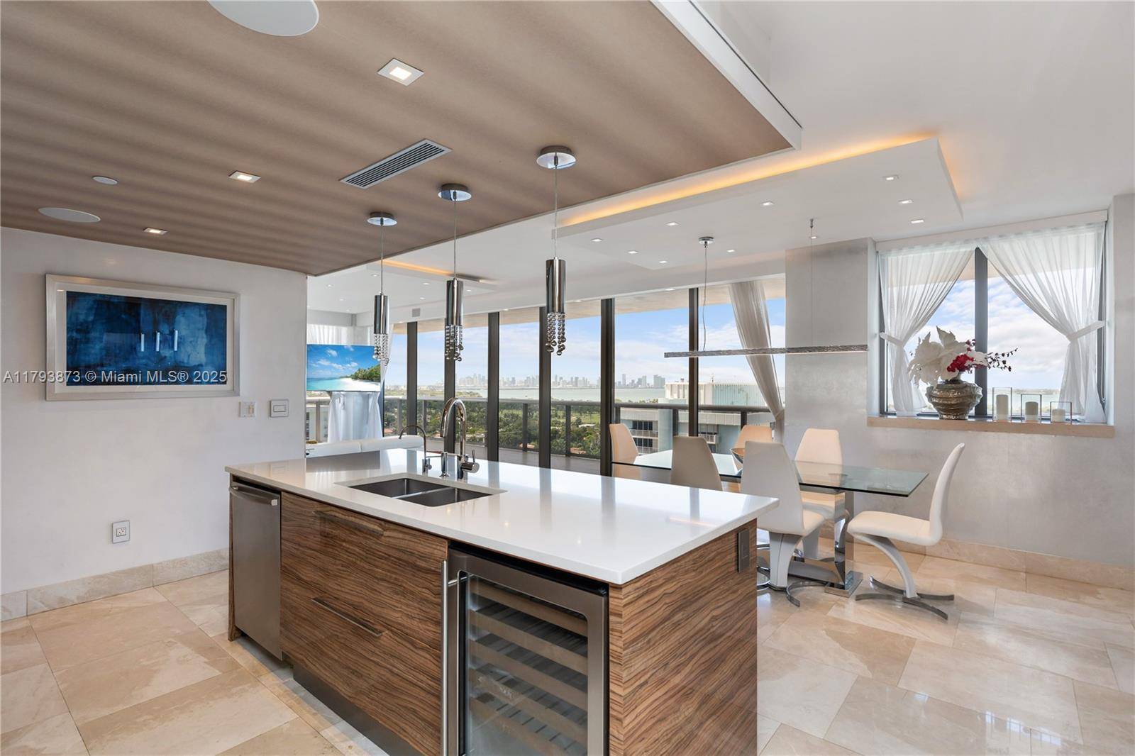Miami Beach, FL 33140,5875 Collins Ave #1908