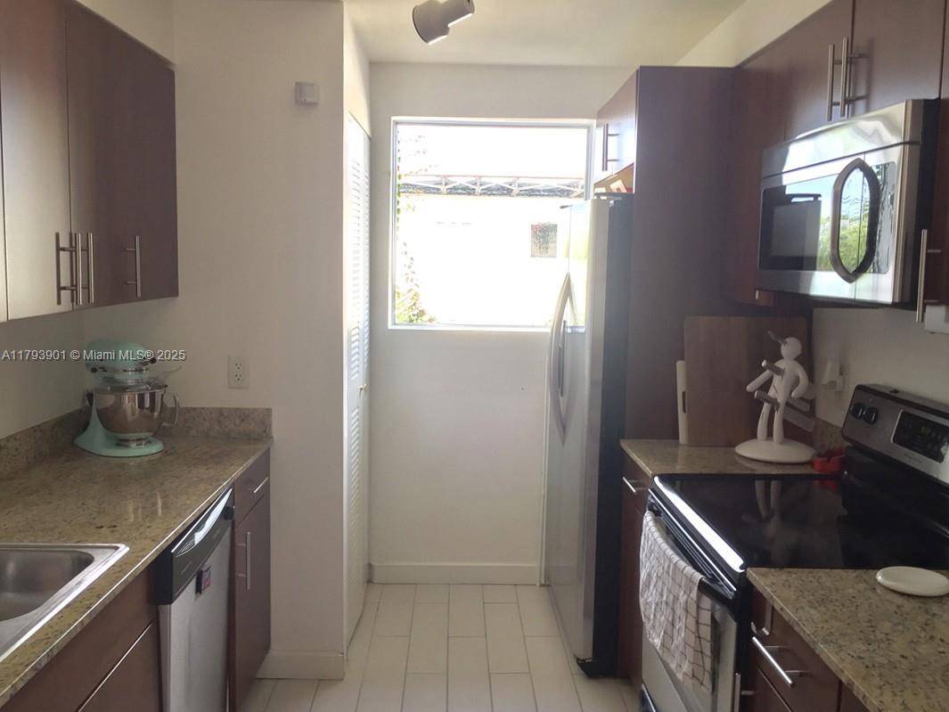 Miami, FL 33138,7422 NE 6TH COURT #7422