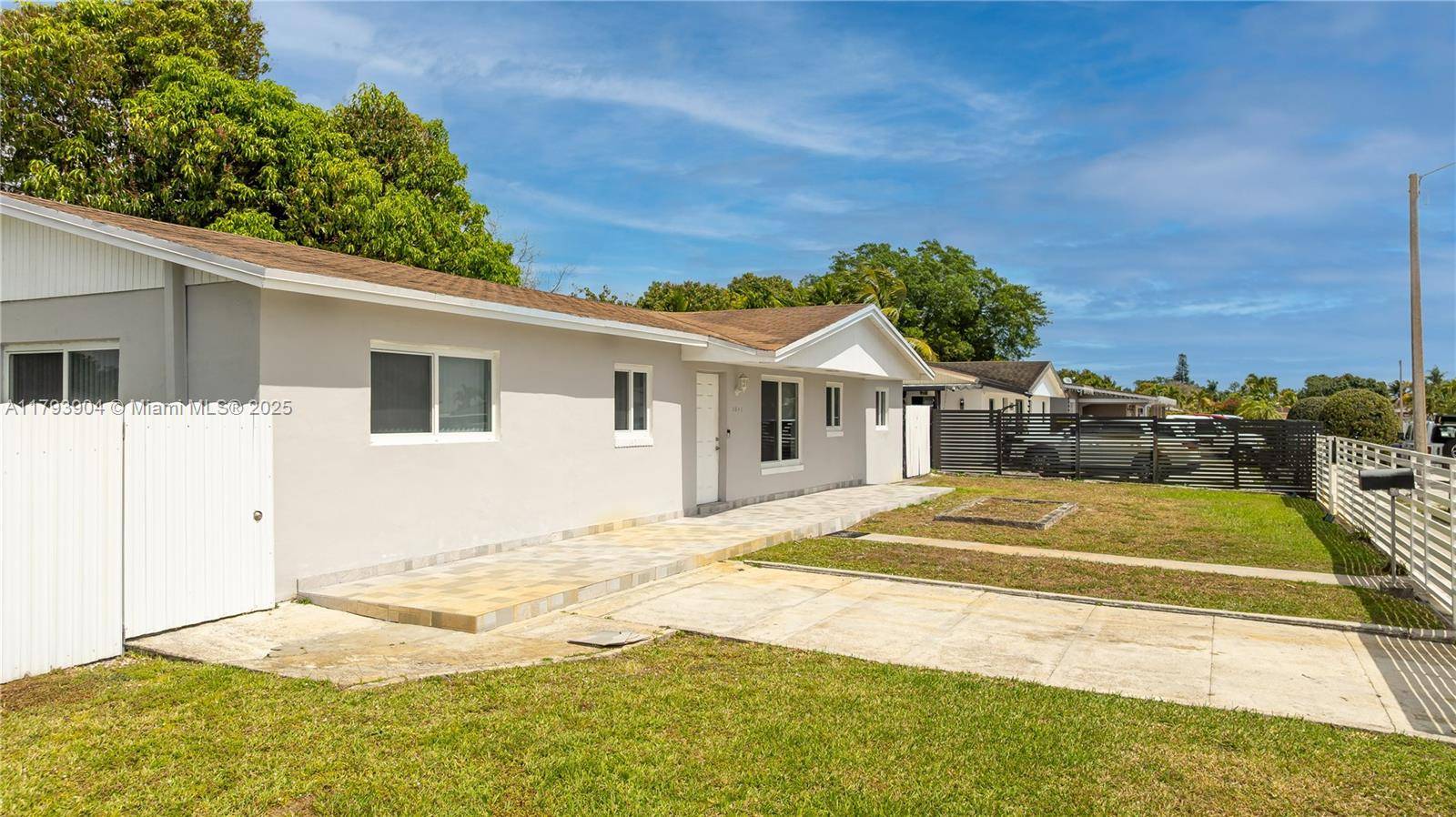 Miami Gardens, FL 33055,5045 NW 186th St