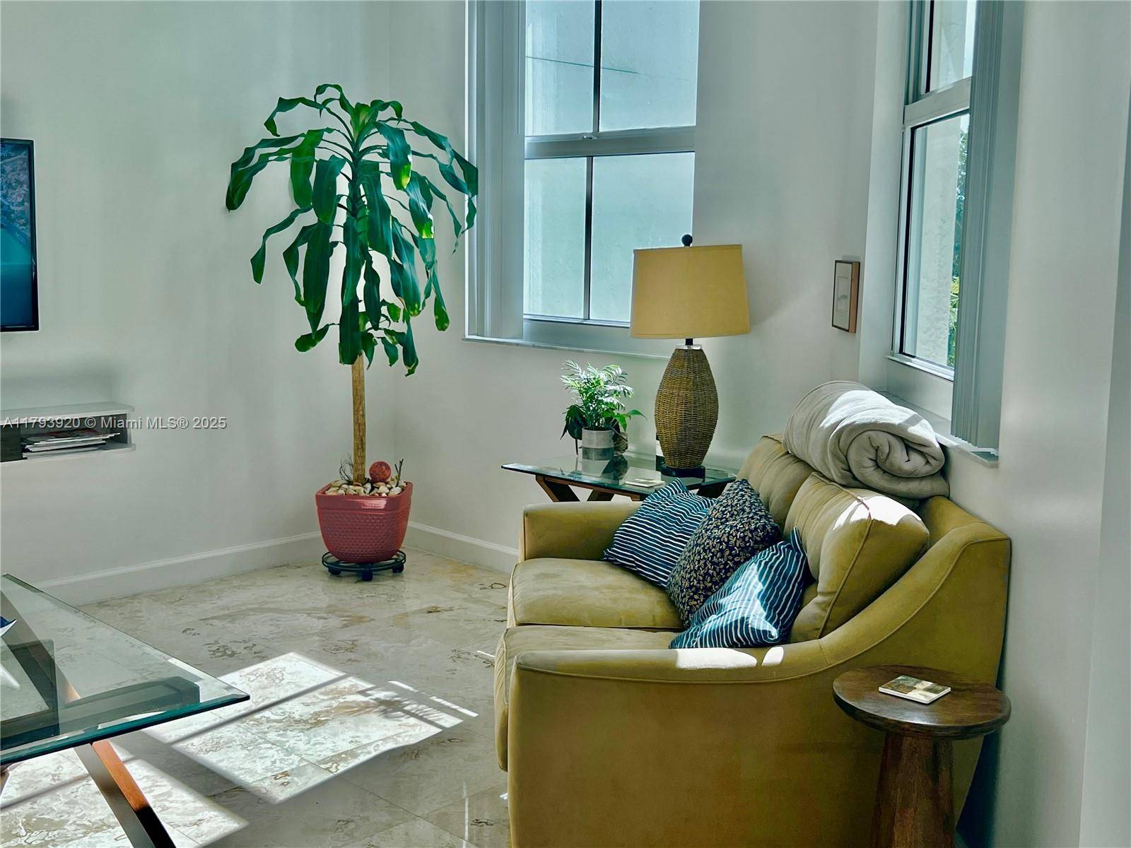 Surfside, FL 33154,9172 Collins Ave #305
