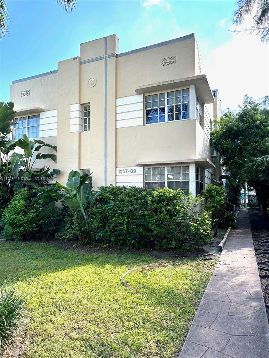 Miami Beach, FL 33139,1309 Euclid Ave #8