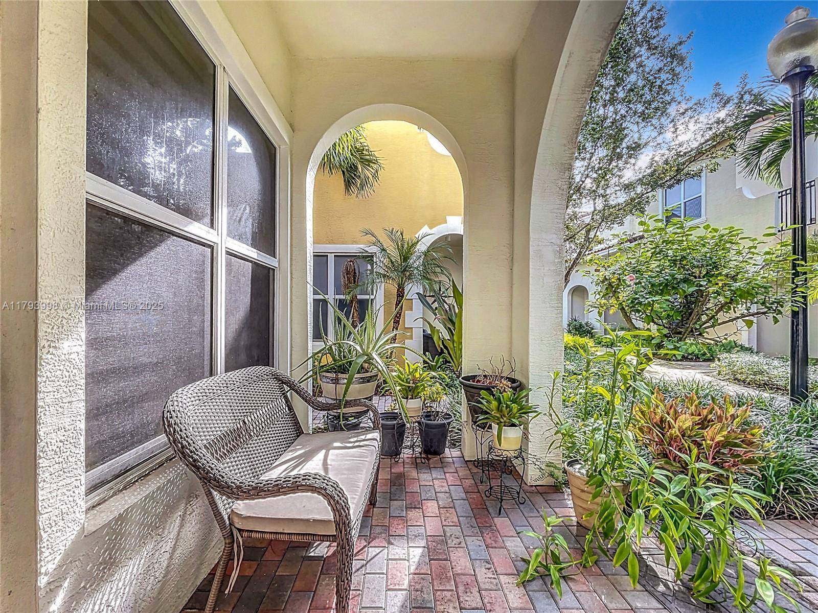 Pembroke Pines, FL 33028,12448 NW 17th Mnr