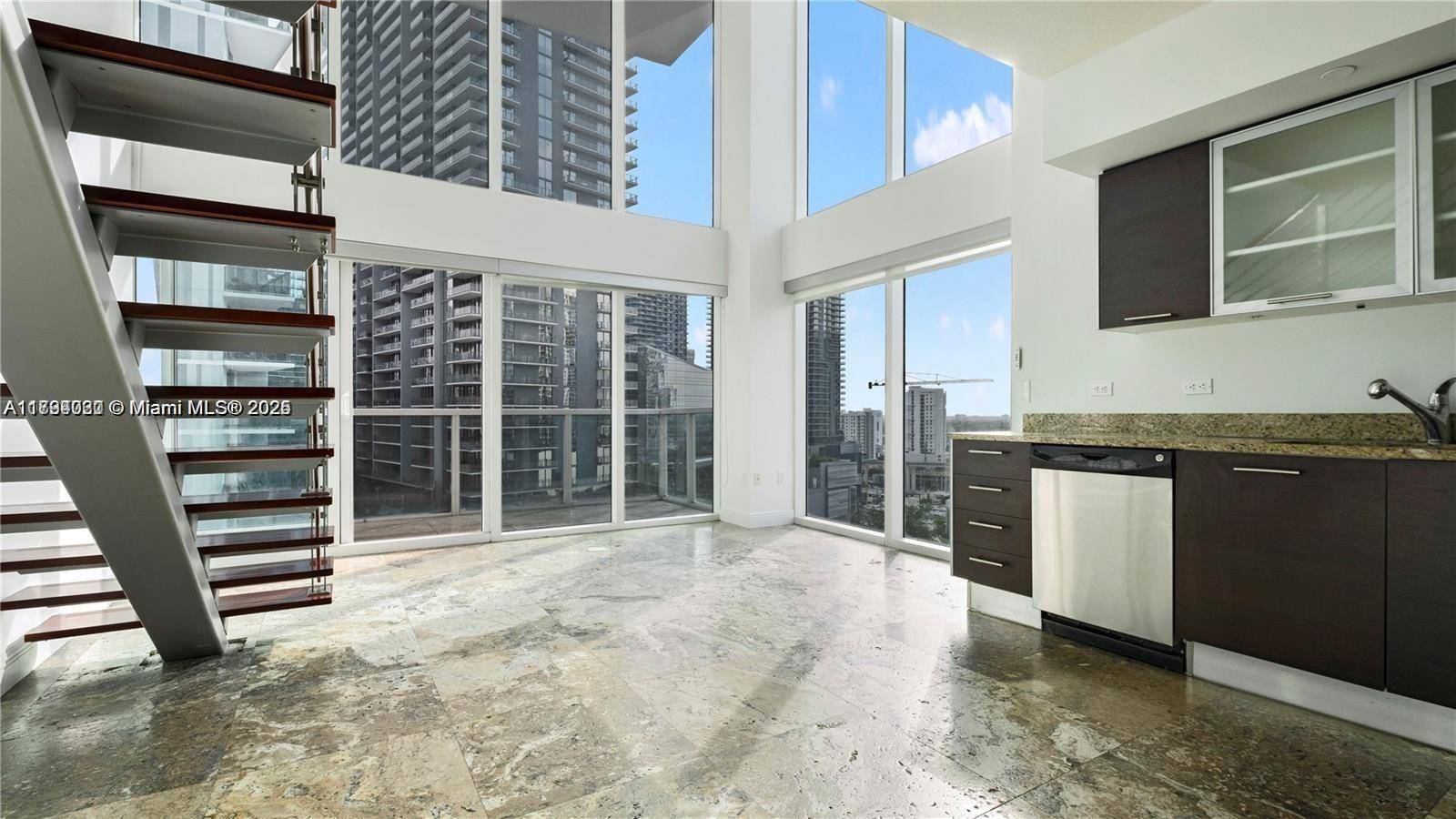 Miami, FL 33131,41 SE 5th St #1016