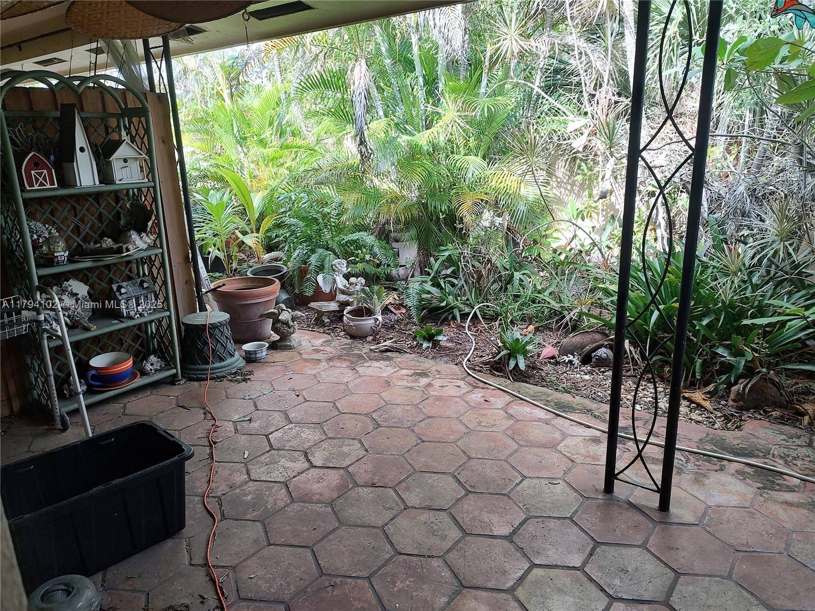 Oakland Park, FL 33334,Address not disclosed
