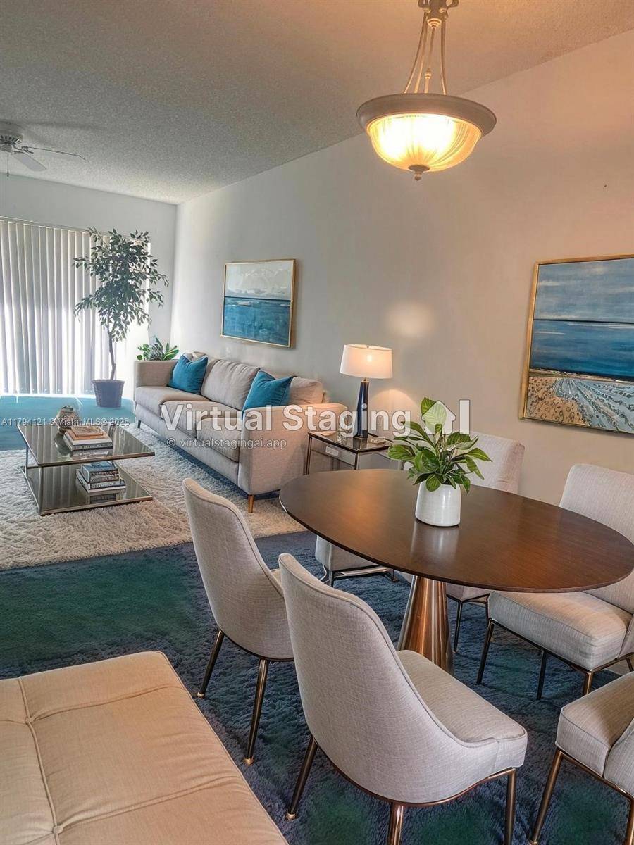 Pinecrest, FL 33156,8267 SW 128th St #208