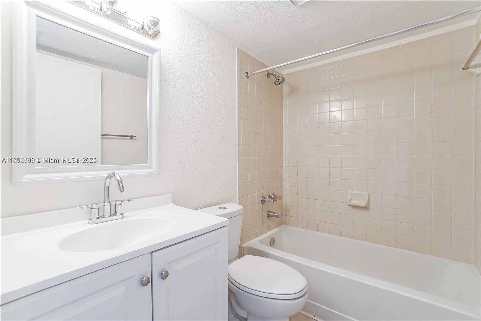 Pembroke Pines, FL 33025,Address not disclosed