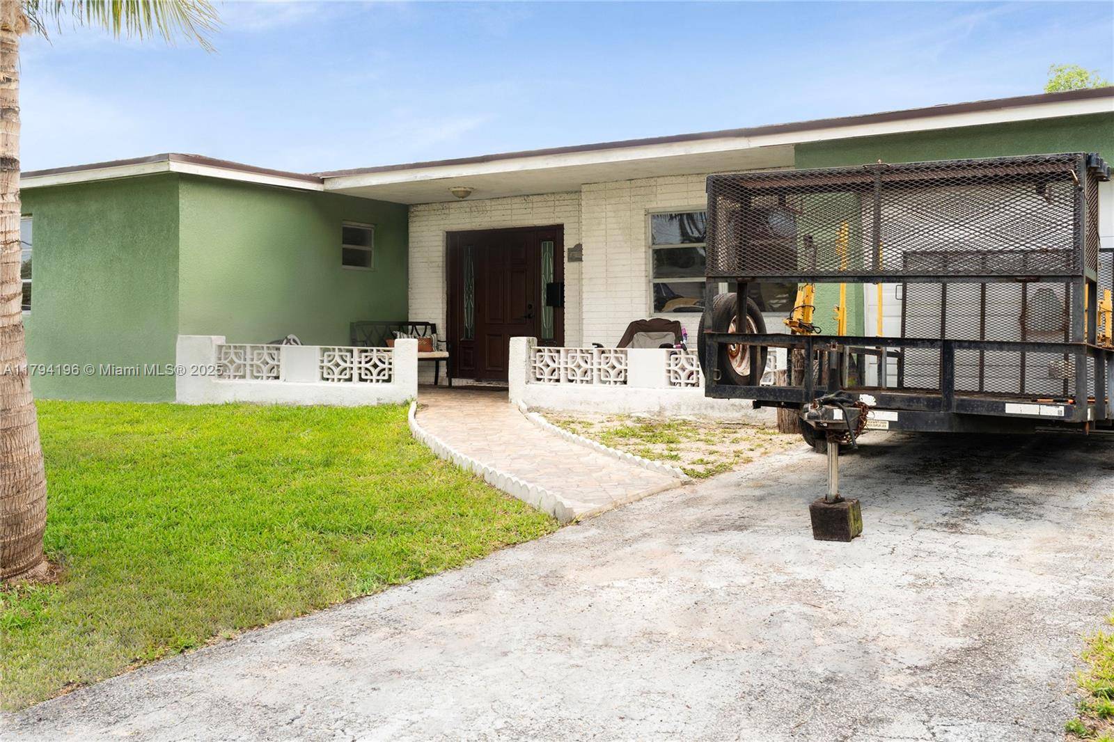 Lauderdale Lakes, FL 33309,3921 NW 33rd Ter