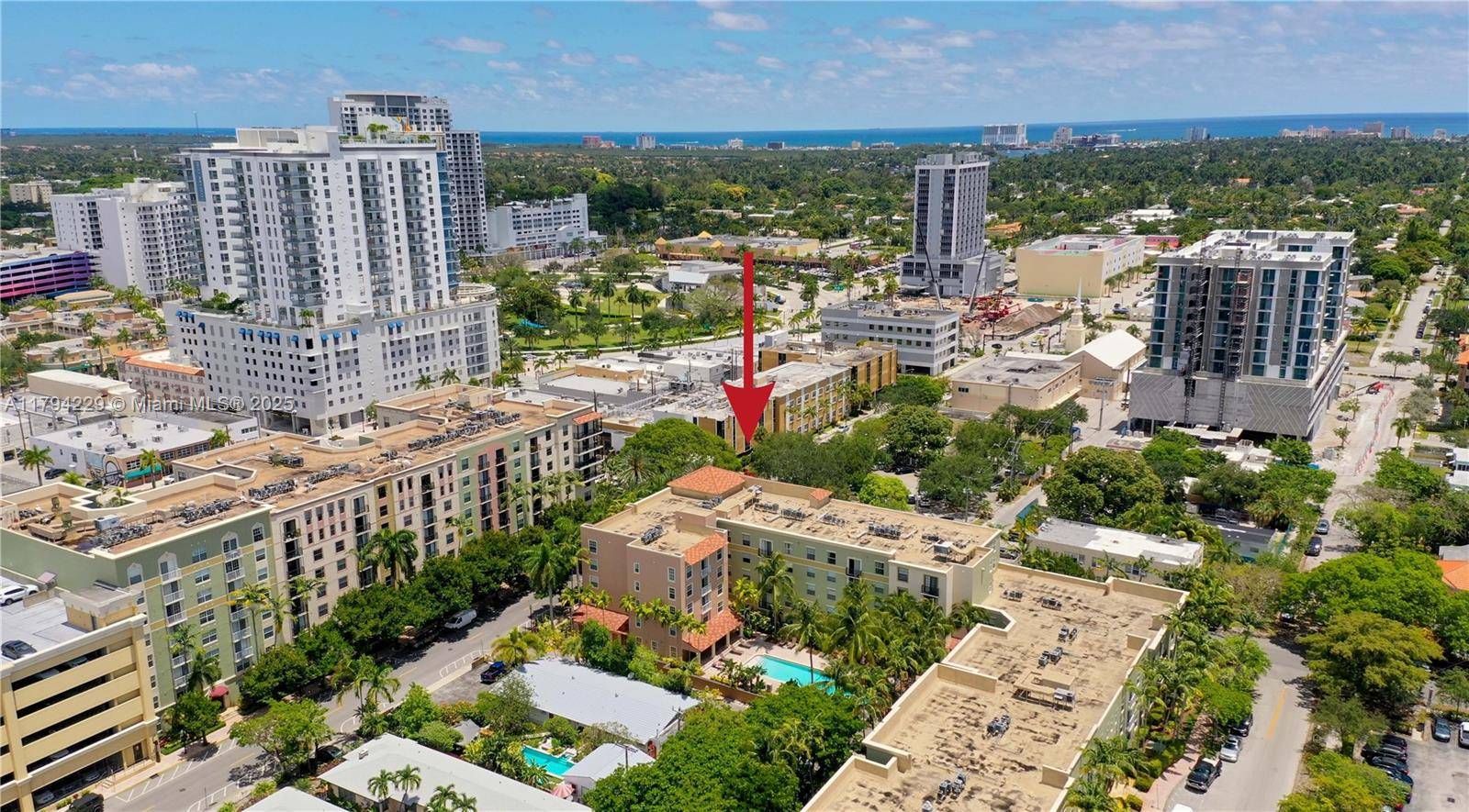 Hollywood, FL 33020,1900 Van Buren St #204B