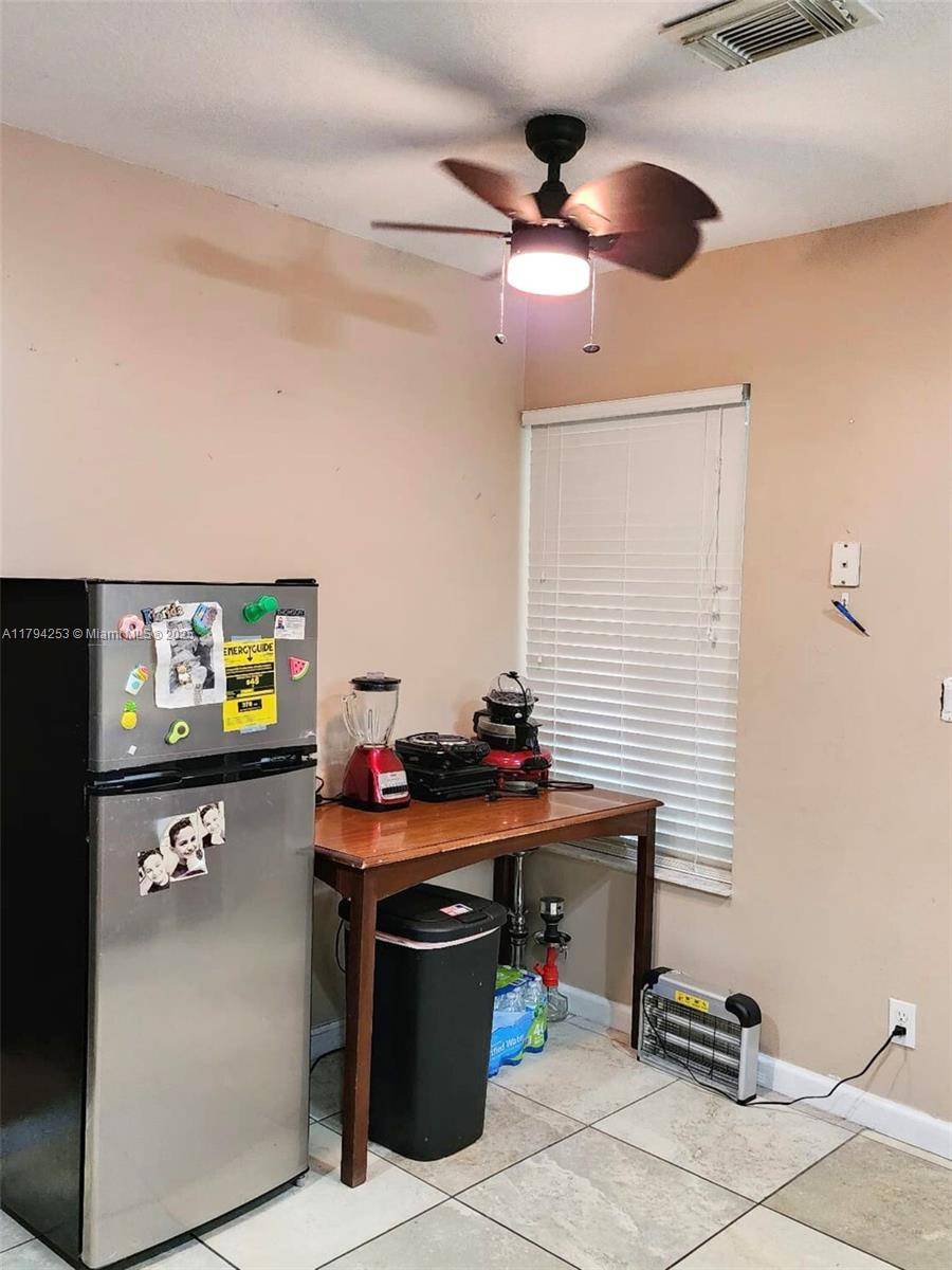 Riviera Beach, FL 33407,8014 Big Pine Way