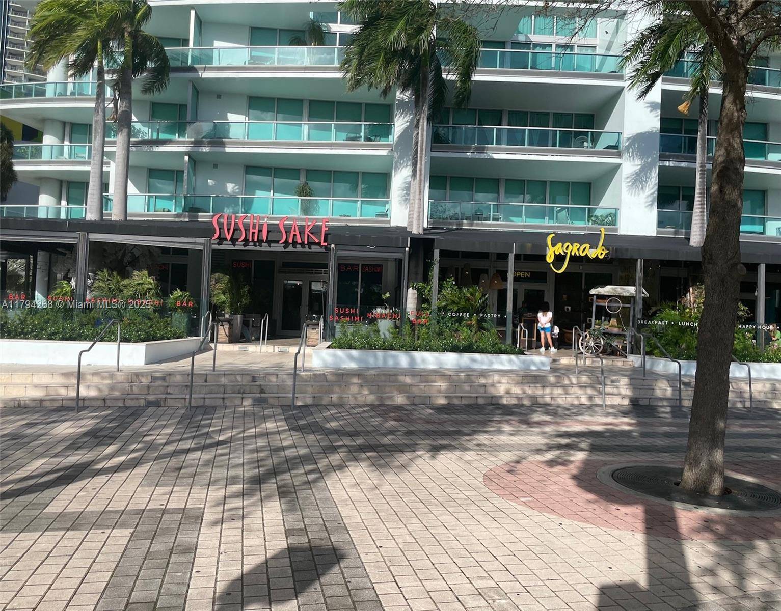 Miami, FL 33132,900 Biscayne Blvd #5707