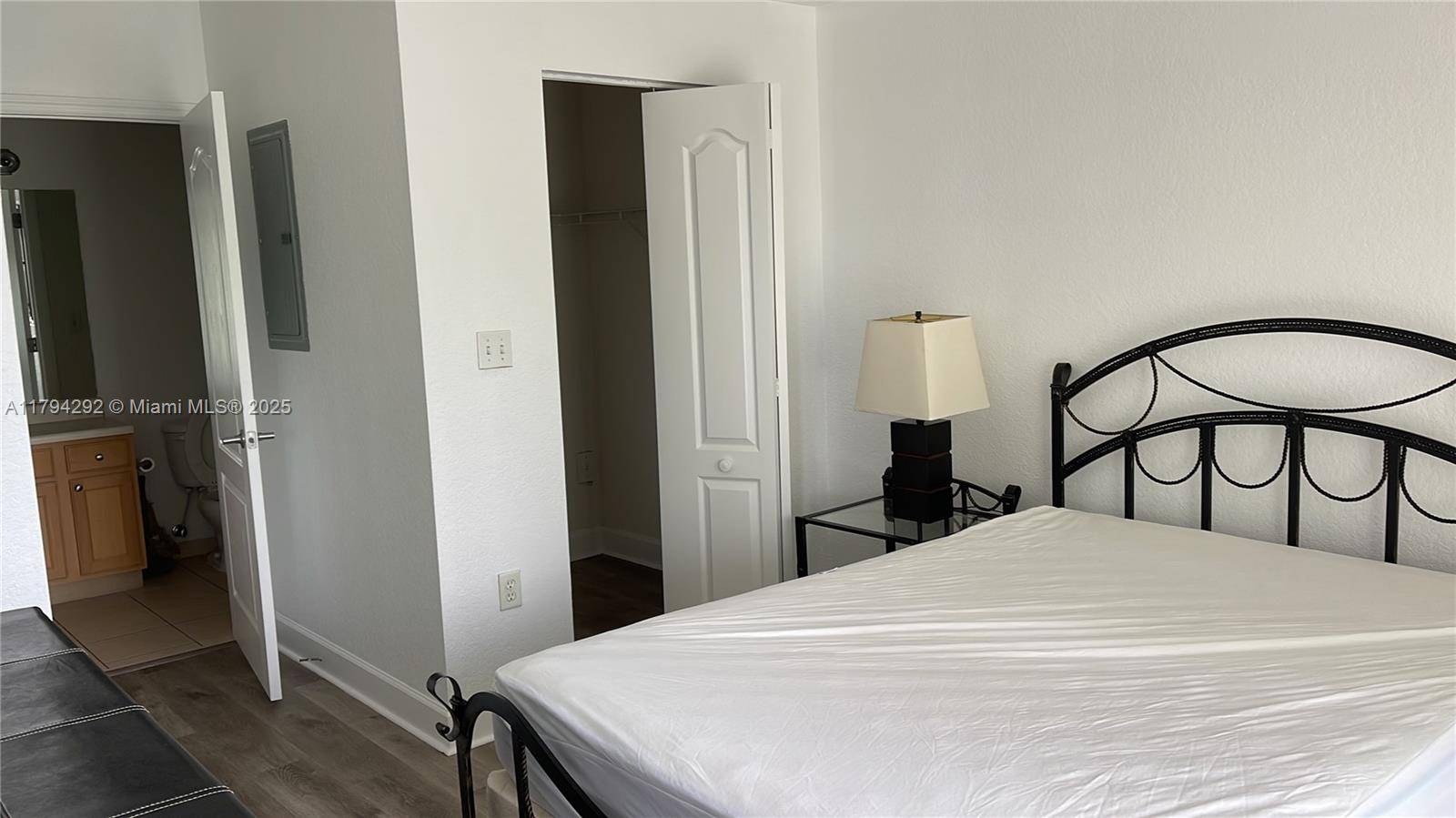 South Miami, FL 33143,6001 SW 70th St #543