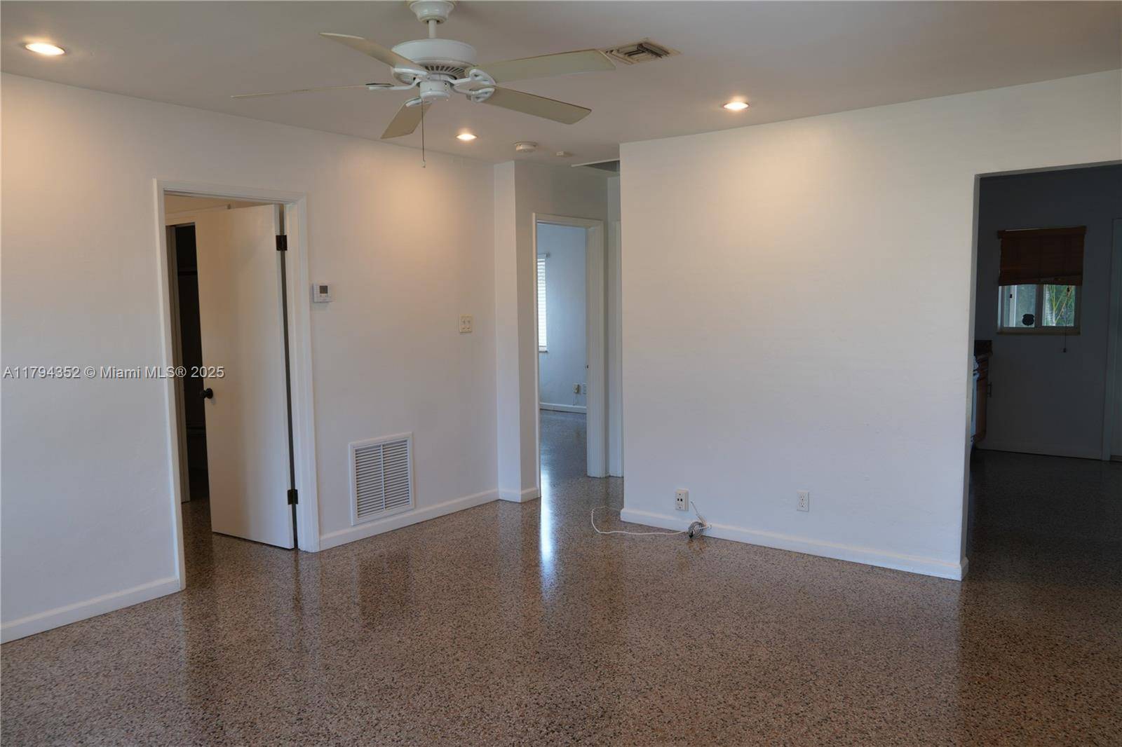 Oakland Park, FL 33334,5409 NE 4th Ter