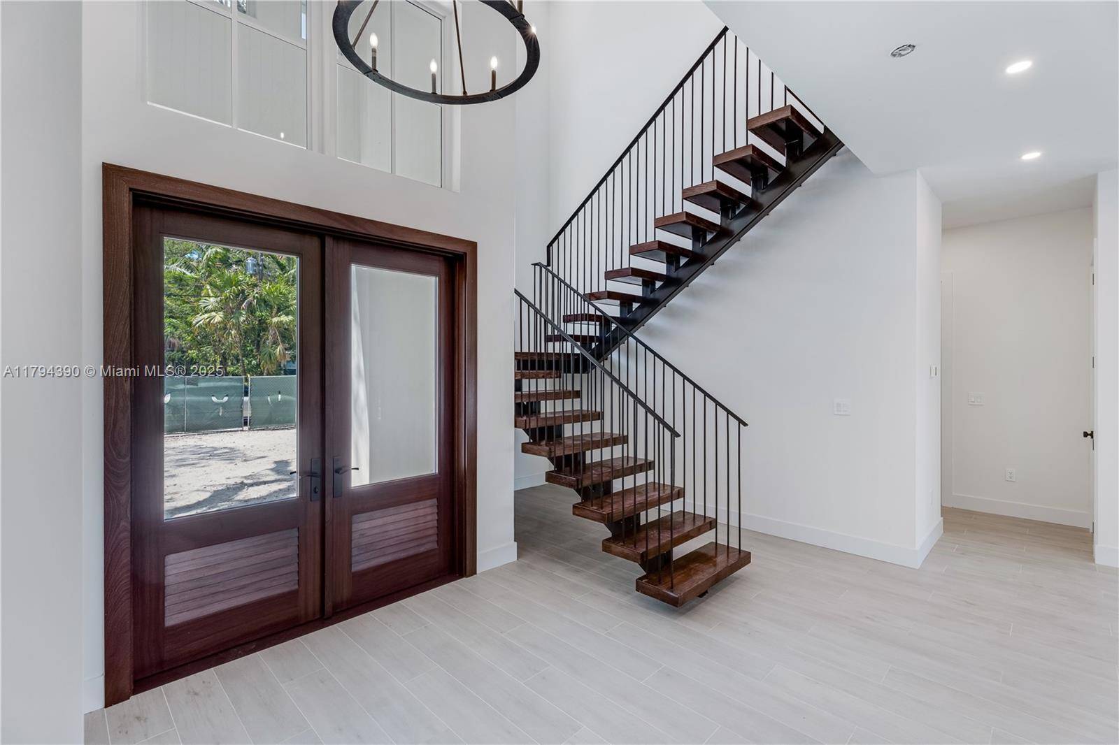 South Miami, FL 33143,6747 SW 77th Ter