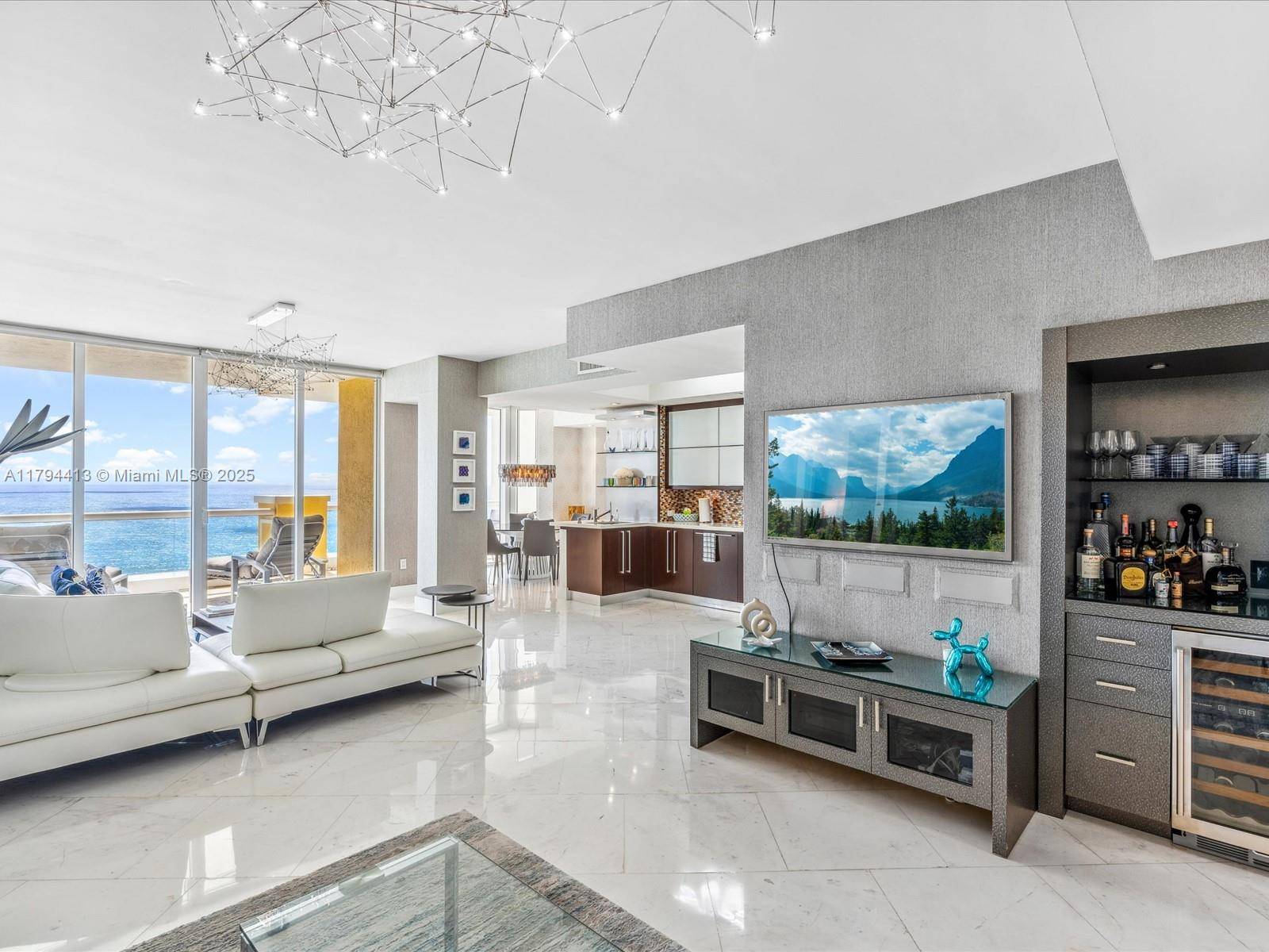 Sunny Isles Beach, FL 33160,17875 Collins Ave #1605