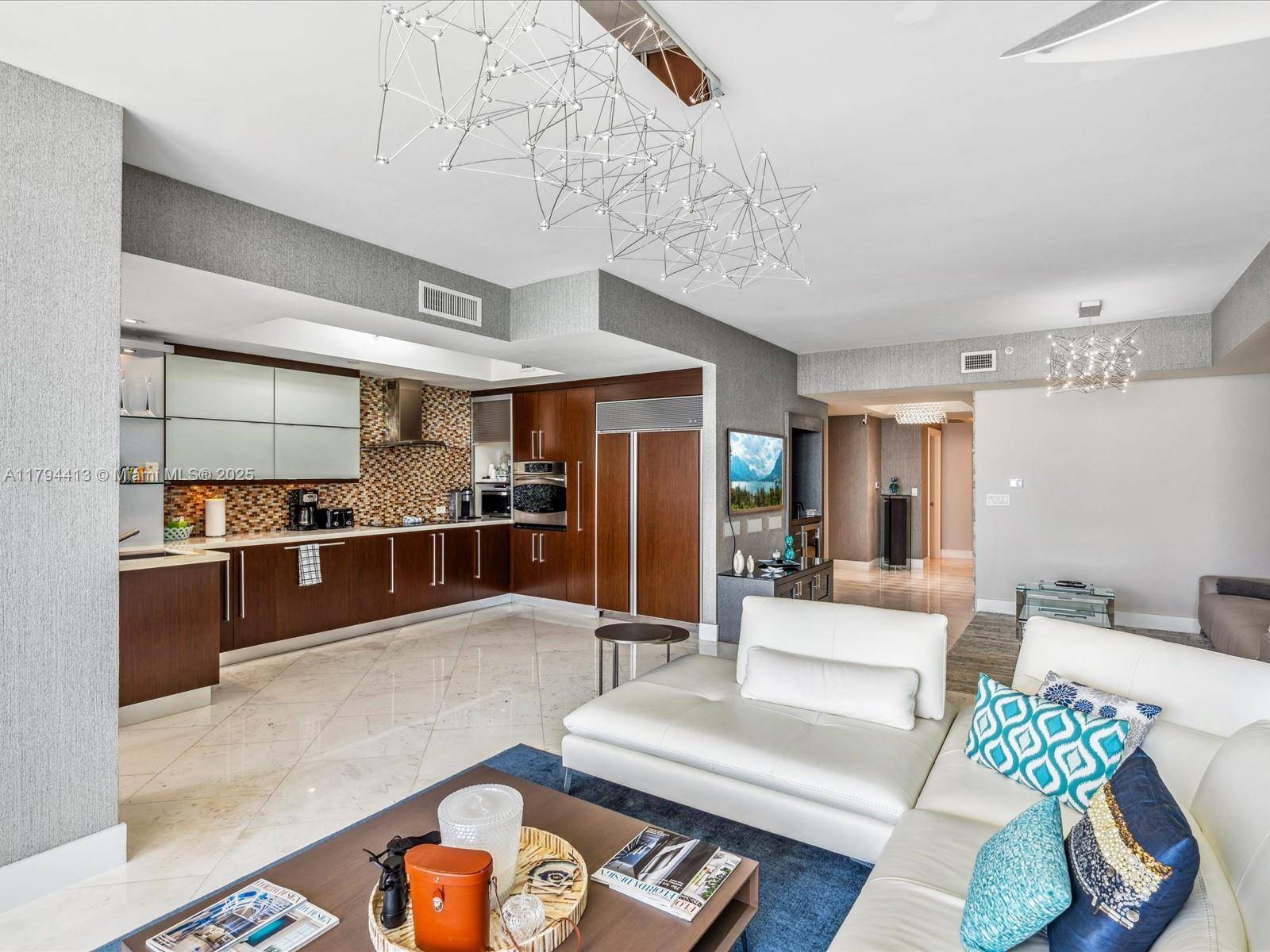Sunny Isles Beach, FL 33160,17875 Collins Ave #1605
