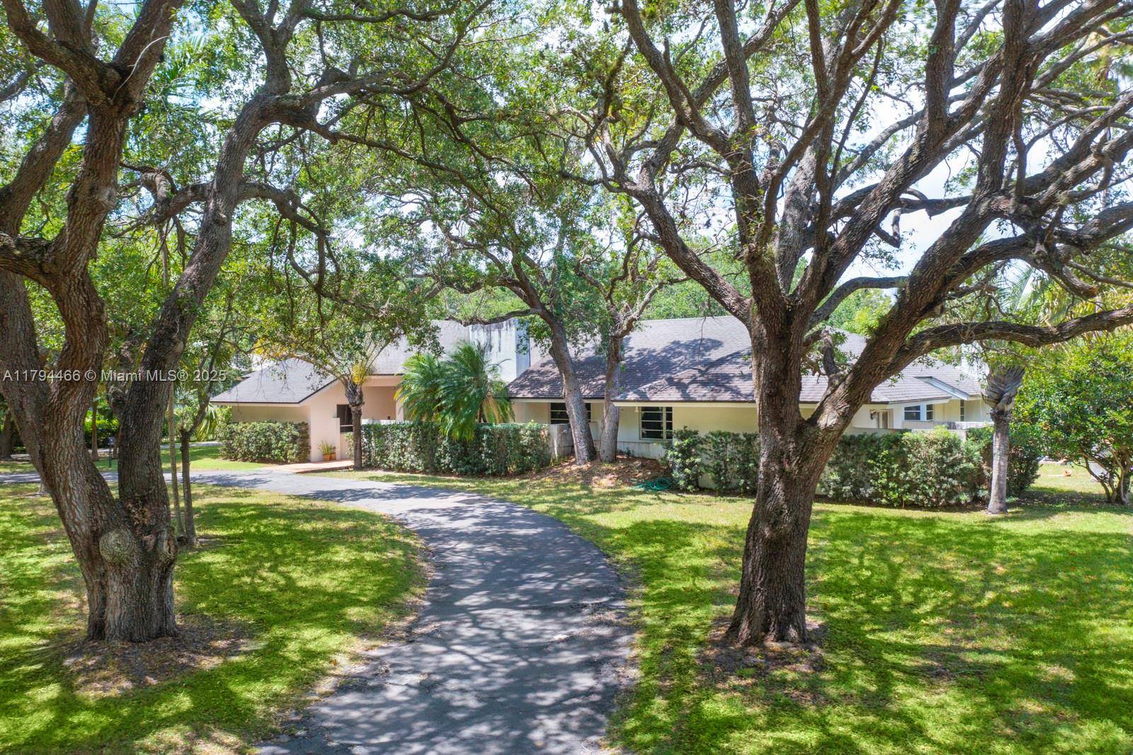 Pinecrest, FL 33156,6255 SW 99th Ter