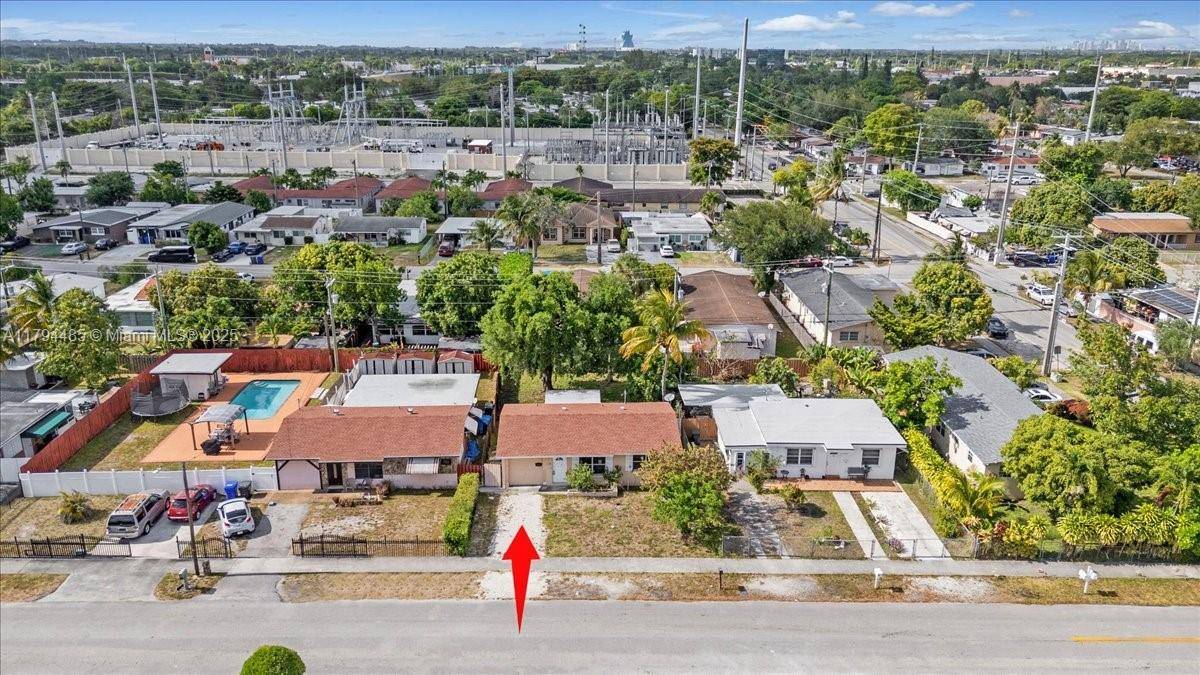 Hollywood, FL 33023,6209 Dawson St