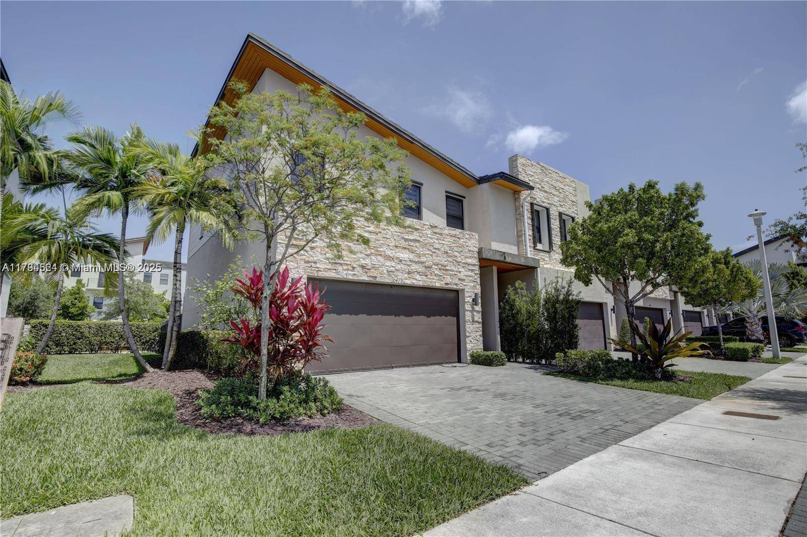 Doral, FL 33178,10419 NW 81st Ter #10419